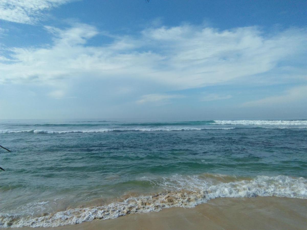 Rainbow Surf Beach Hotel Koggala Luaran gambar