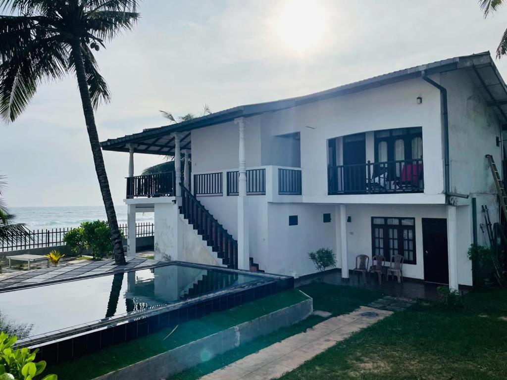 Rainbow Surf Beach Hotel Koggala Luaran gambar