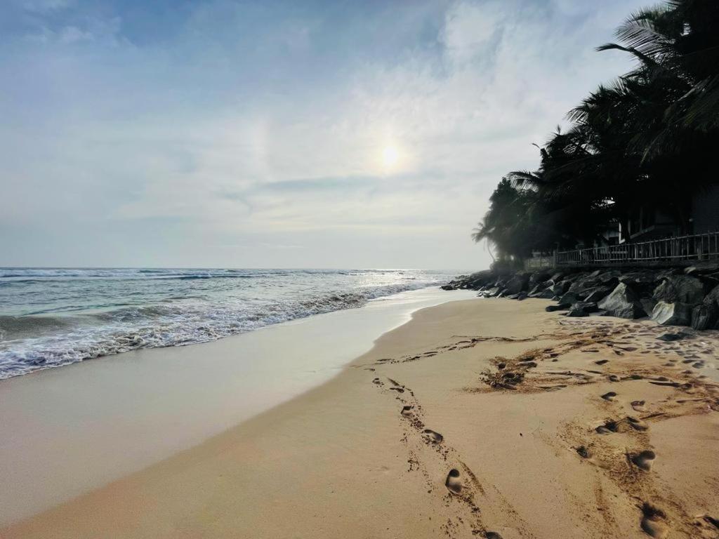 Rainbow Surf Beach Hotel Koggala Luaran gambar