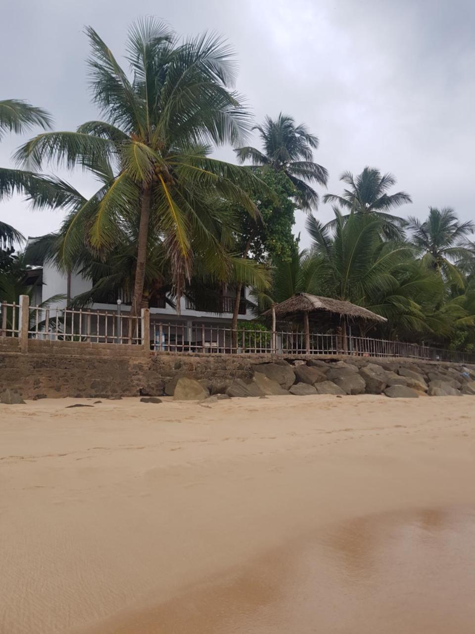 Rainbow Surf Beach Hotel Koggala Luaran gambar