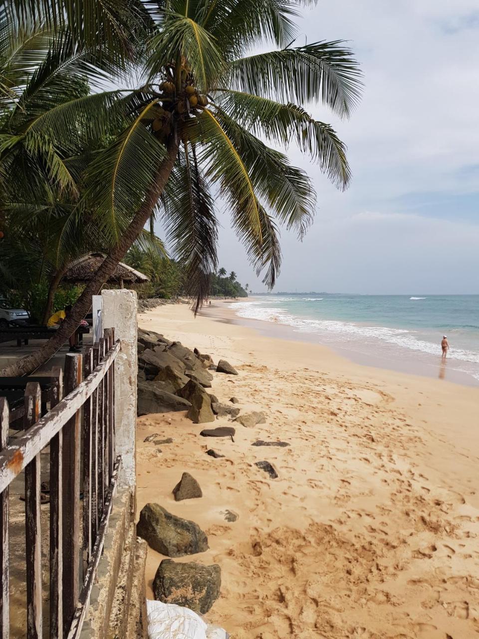 Rainbow Surf Beach Hotel Koggala Luaran gambar