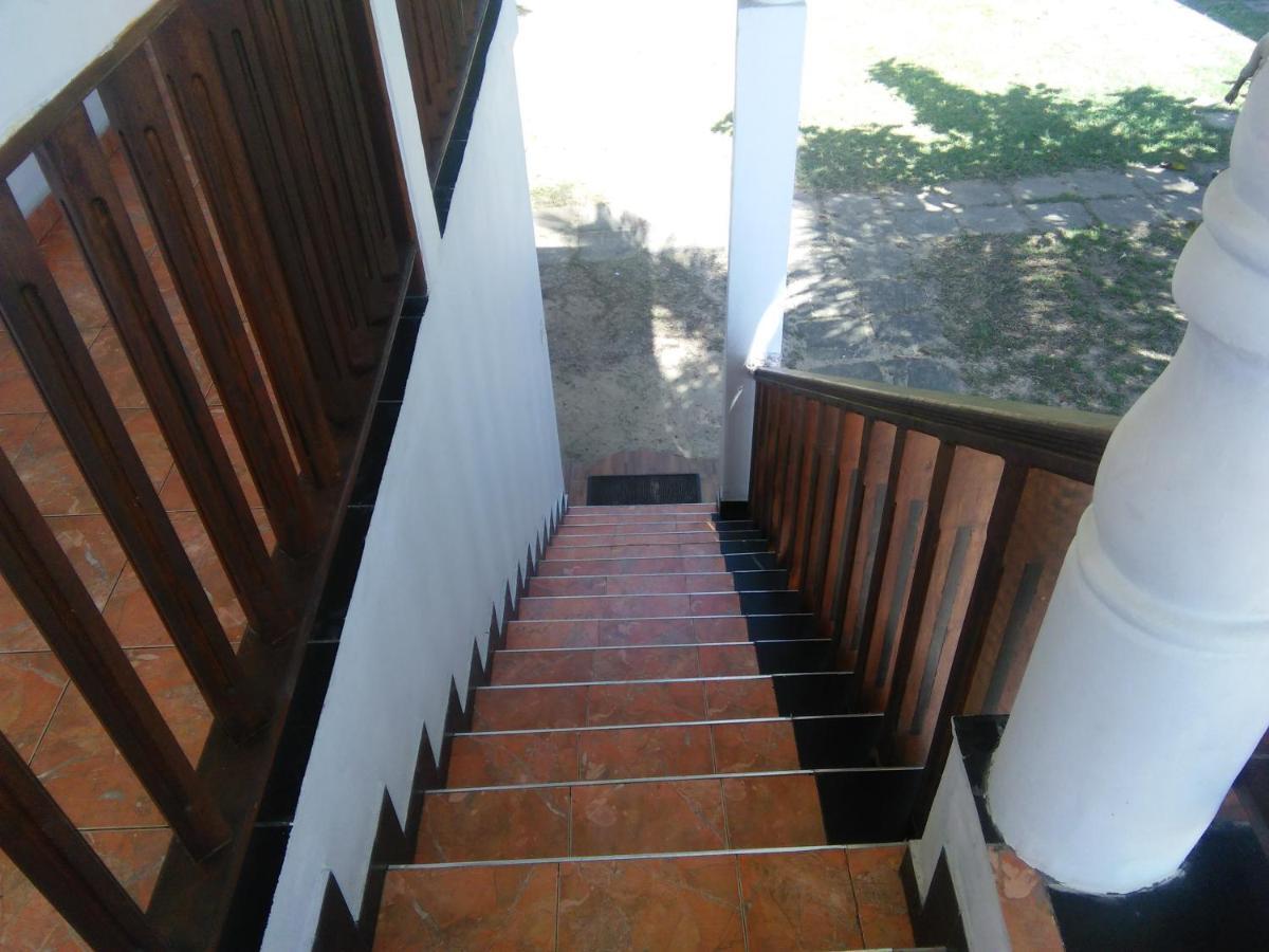 Rainbow Surf Beach Hotel Koggala Luaran gambar