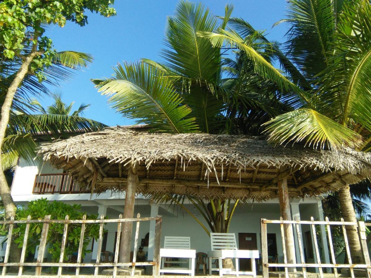 Rainbow Surf Beach Hotel Koggala Luaran gambar