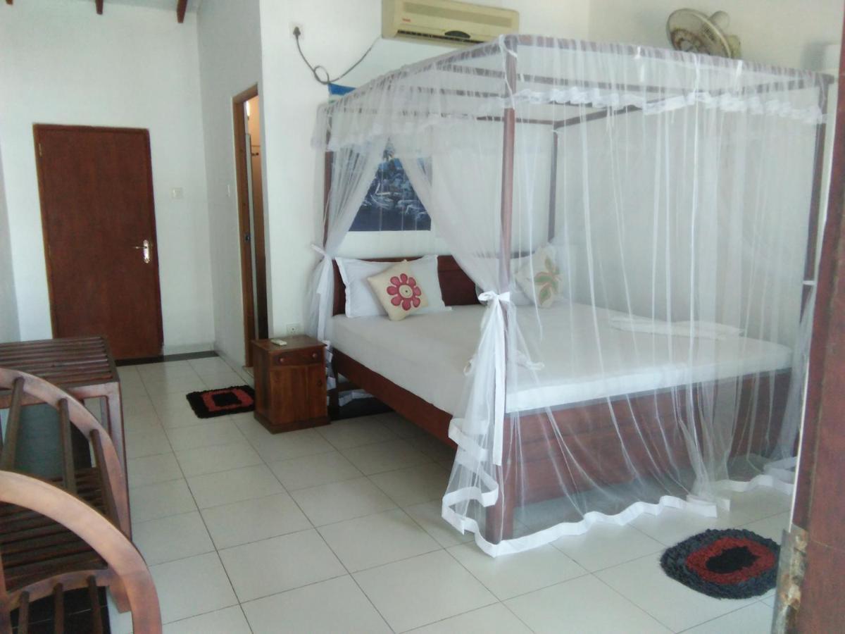 Rainbow Surf Beach Hotel Koggala Luaran gambar
